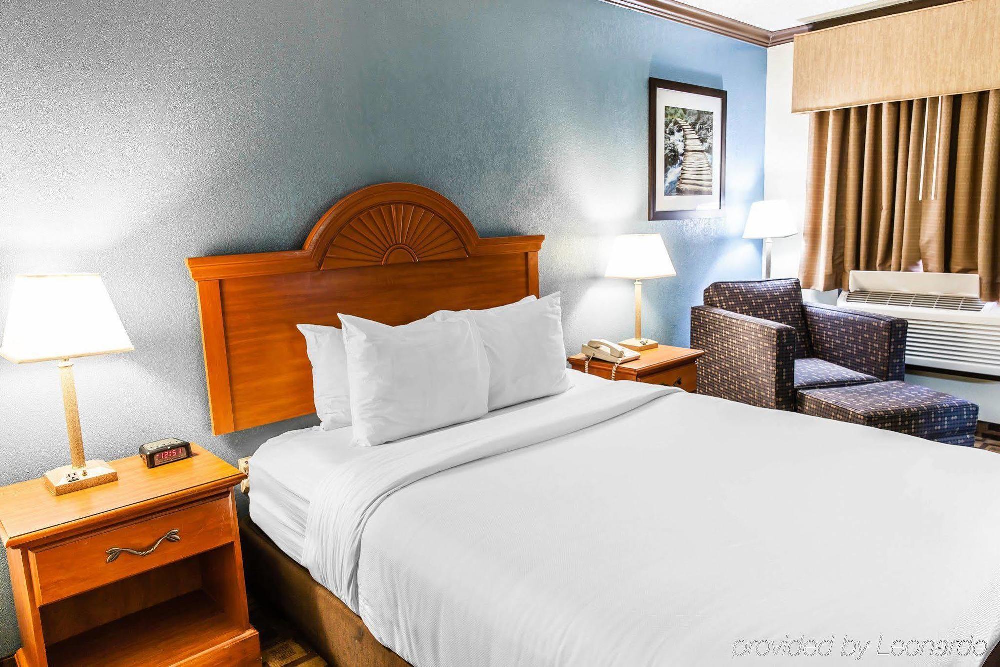 Comfort Inn & Suites Quakertown Extérieur photo