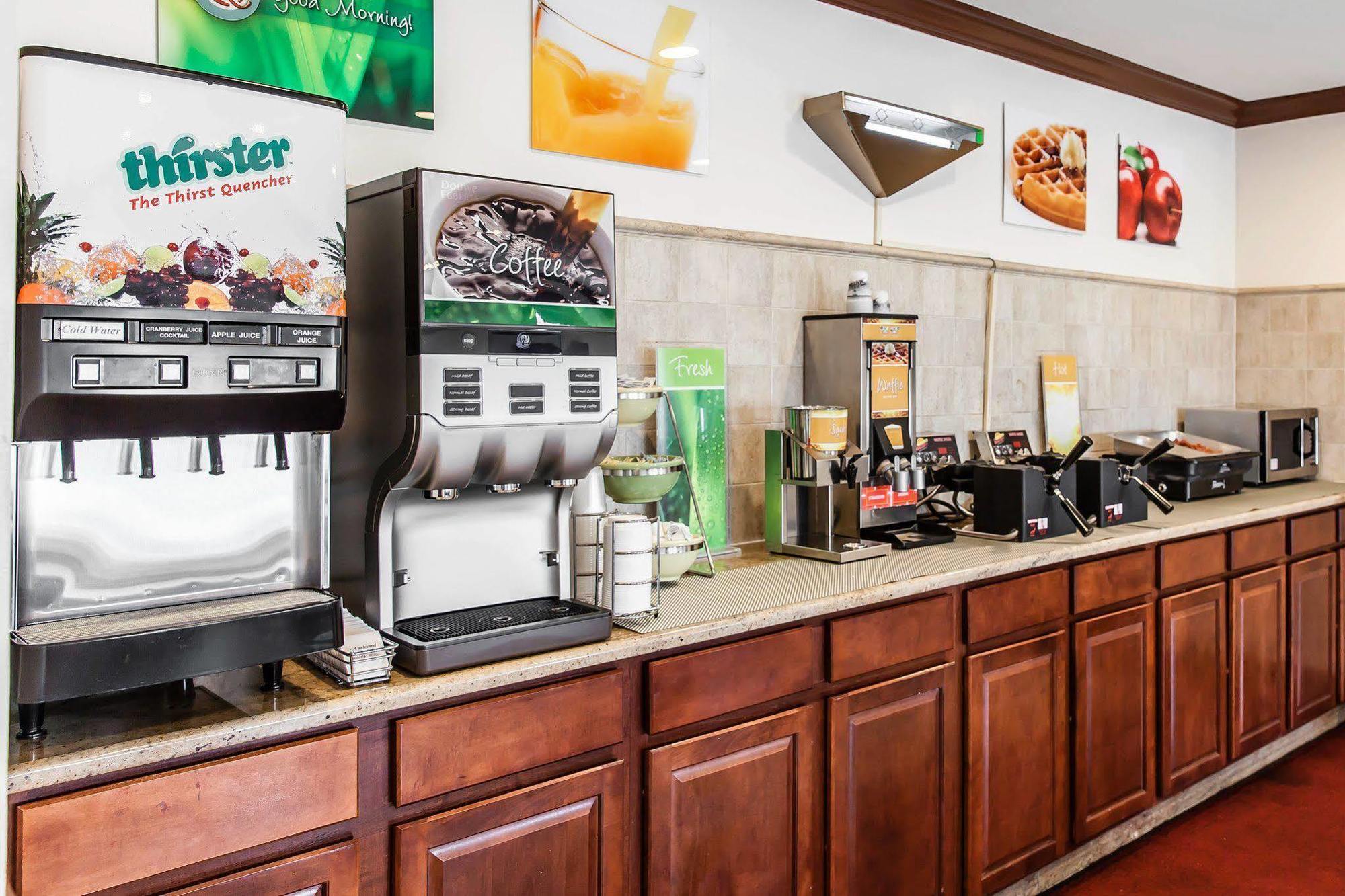 Comfort Inn & Suites Quakertown Extérieur photo