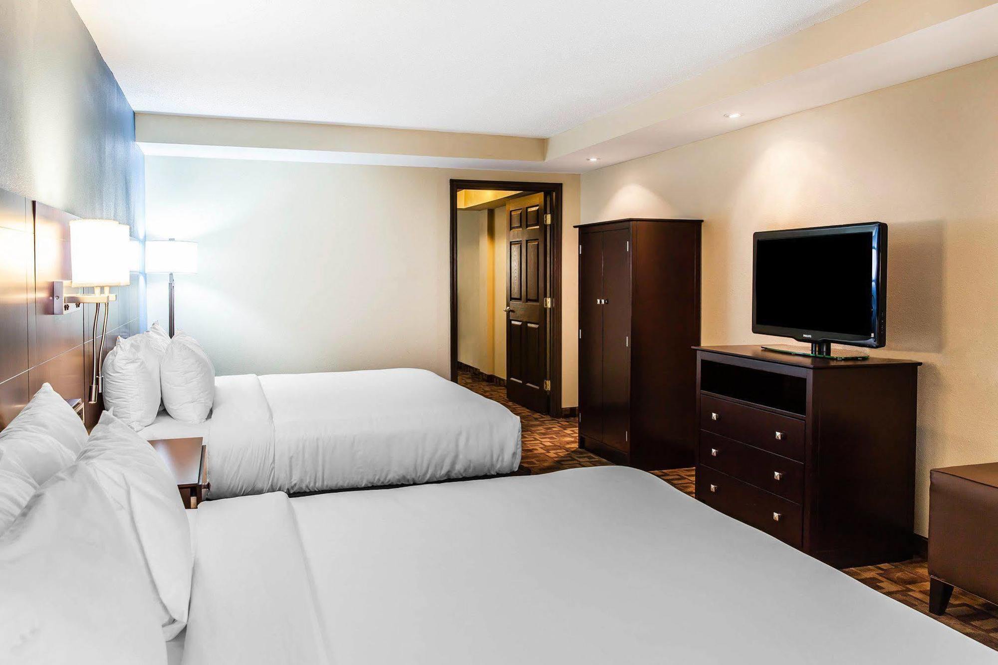 Comfort Inn & Suites Quakertown Extérieur photo